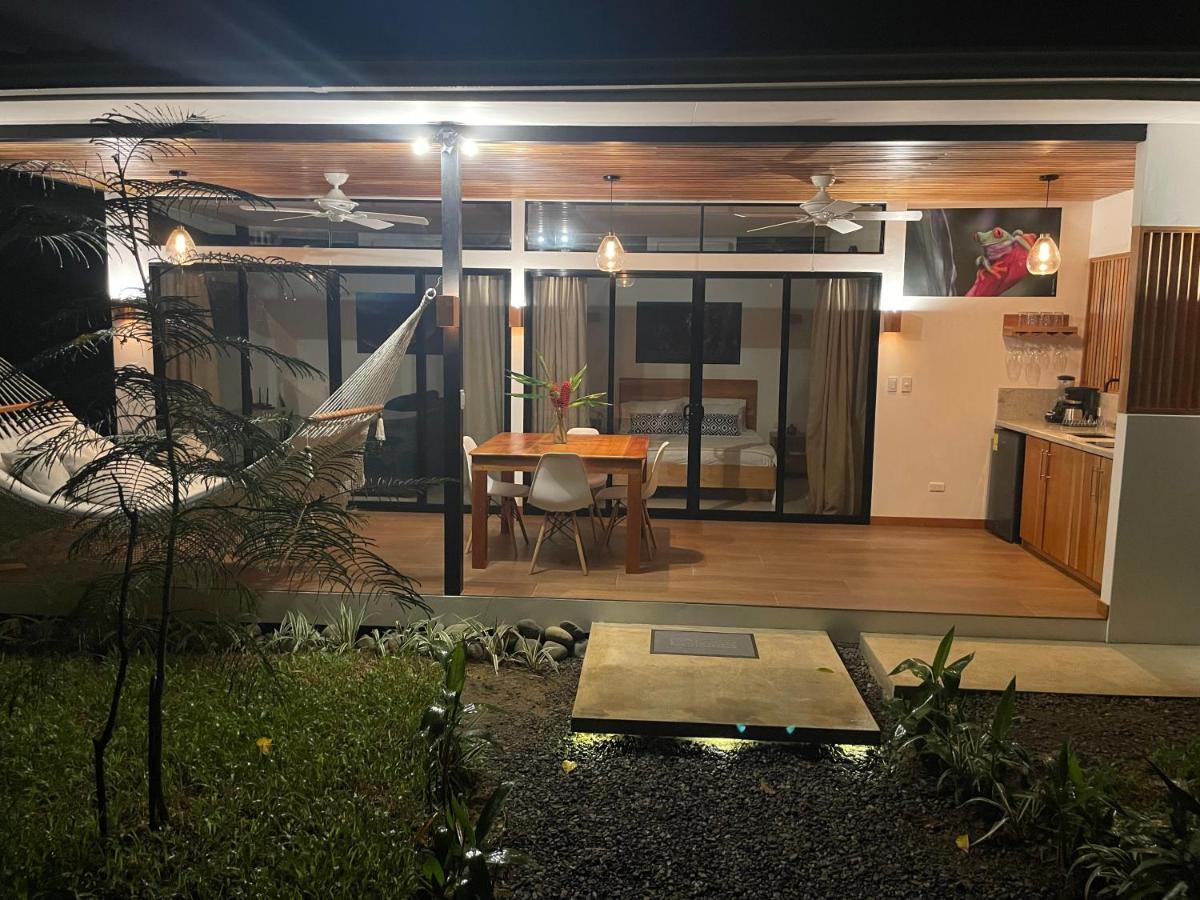 Caribbean Irie - Charming, Luxurious Bungalow In Nature With Ac & Fiber Optic Wifi Puerto Viejo de Talamanca Exterior photo